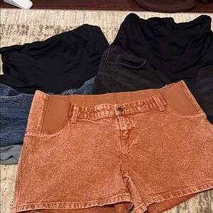Women's Rust Shorts